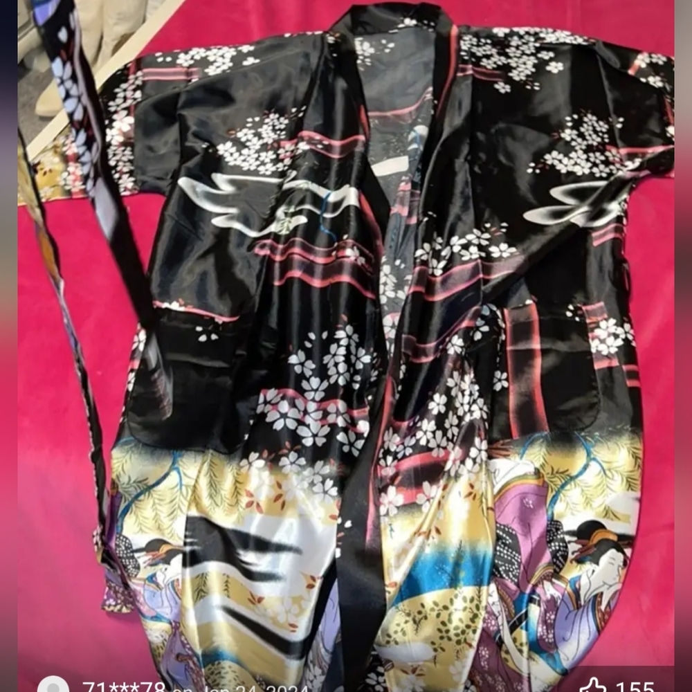 NIP Stunning Black Silky Geisha Style Robe
